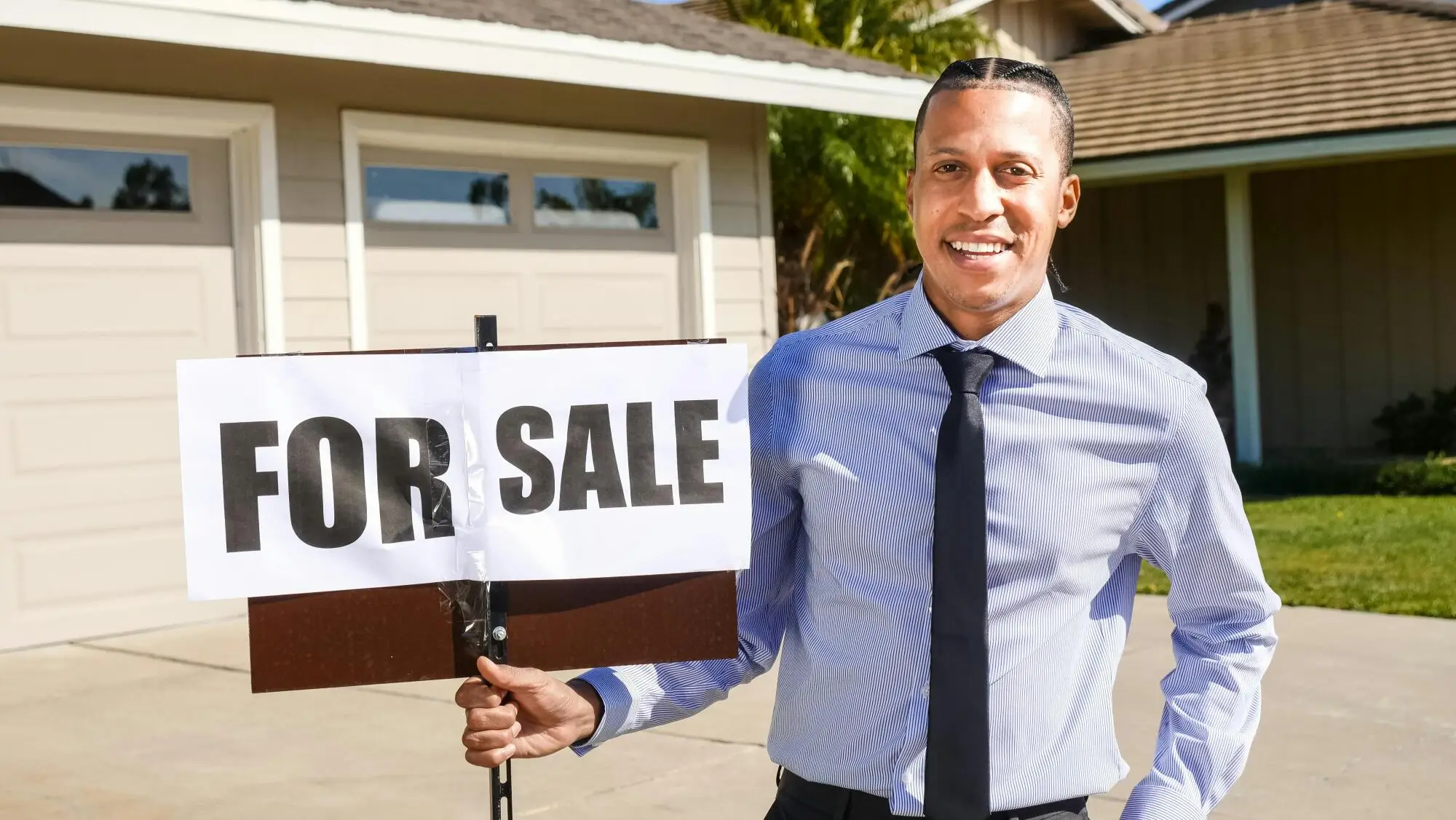 Selling Your Naperville Property? How to Create Irresistible Real Estate Listings